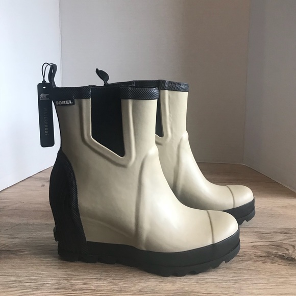 NWT 🔥 Sorel Joan Wedge Platform Rain Boots - Picture 2 of 8